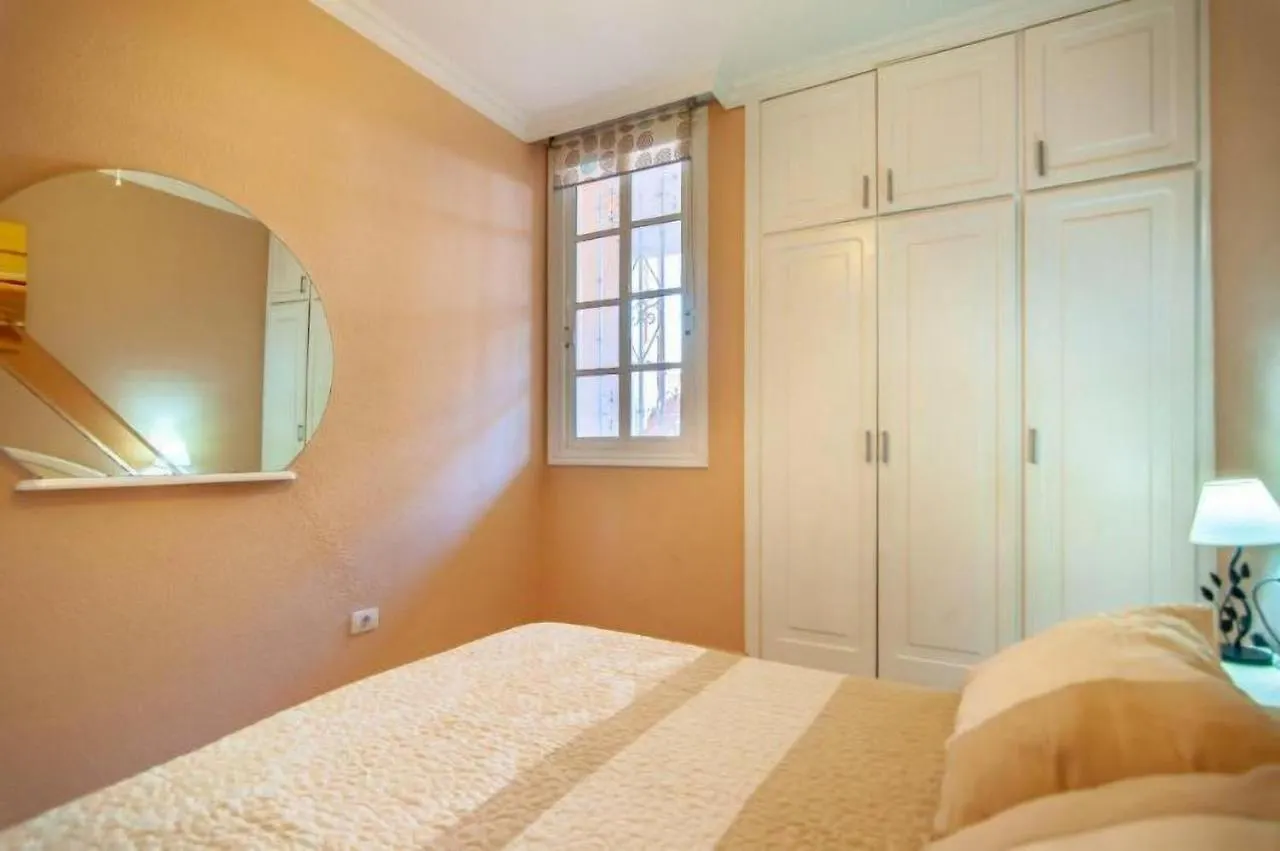 Apartament 1 Bedroom Los Cristianos Las Vistas Beach 0*, Los Cristianos (Tenerife) Spain
