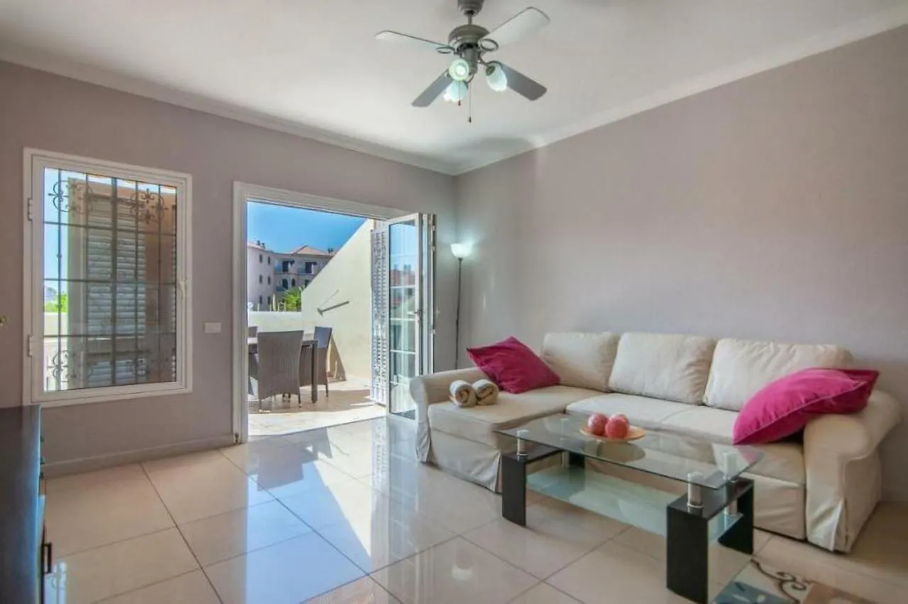 Apartament 1 Bedroom Los Cristianos Las Vistas Beach 0*, Los Cristianos (Tenerife)